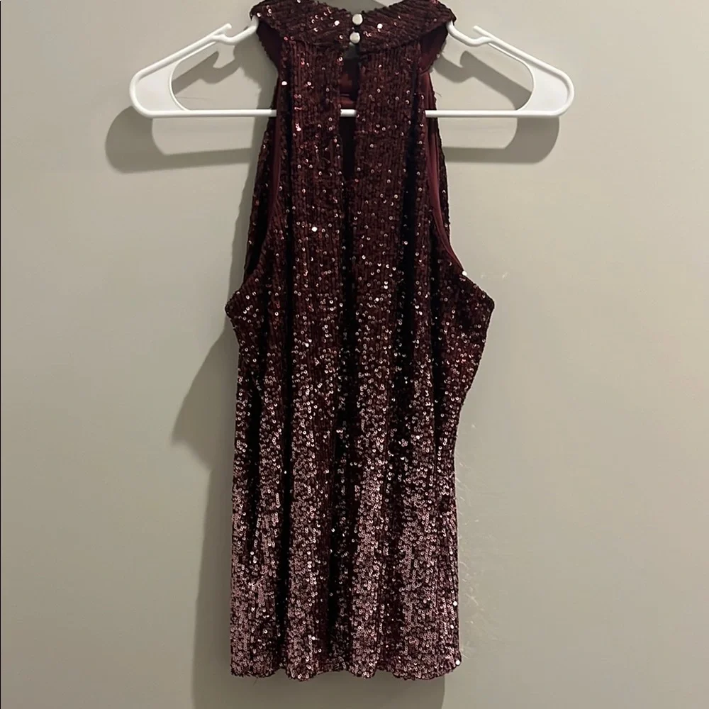 Women’s Cable & Gauge Burgundy Sequin Halter Top Size Small - Picture 11 of 12
